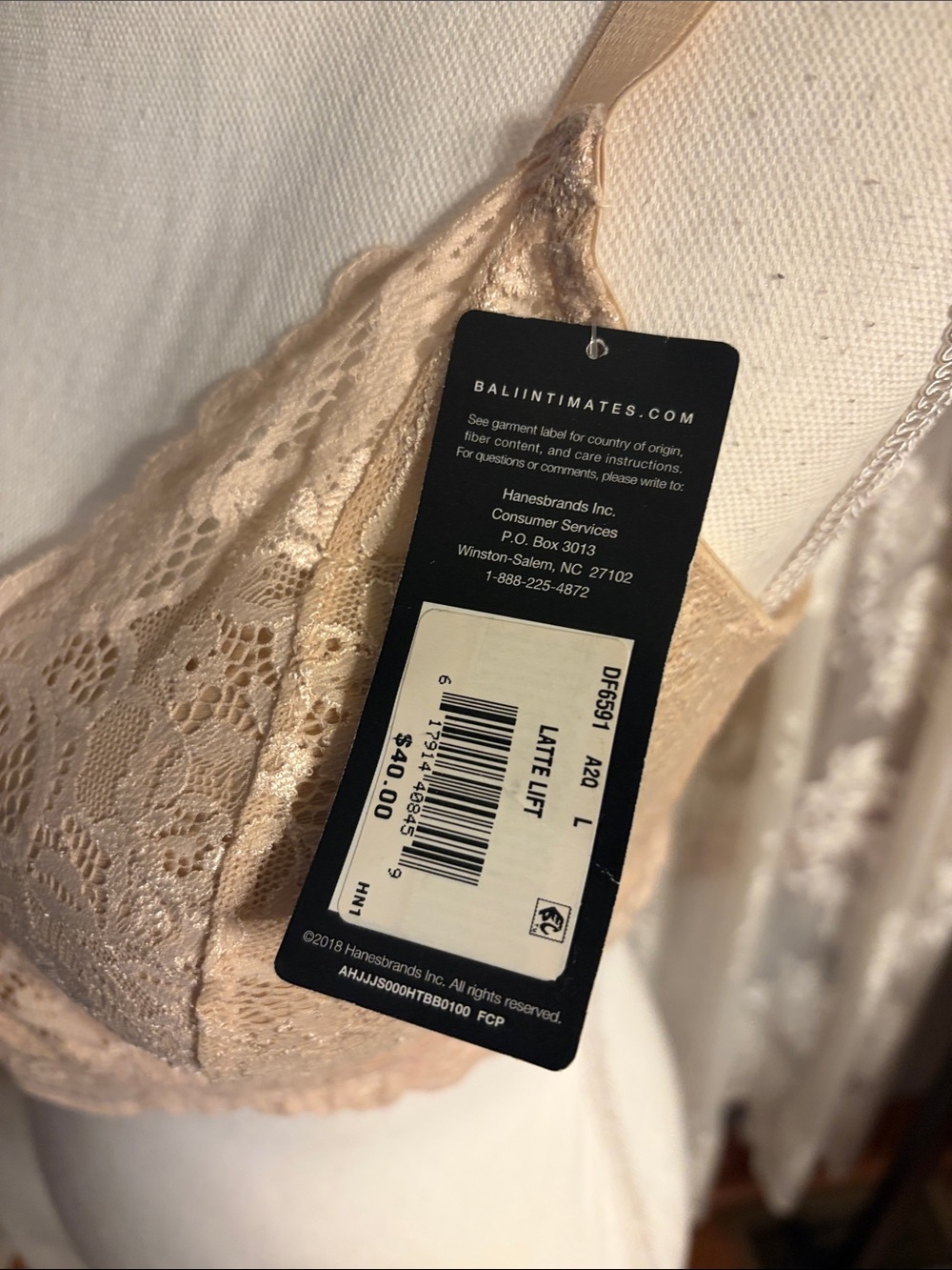 NWT Bali Lace Bralette - Picture 2 of 5